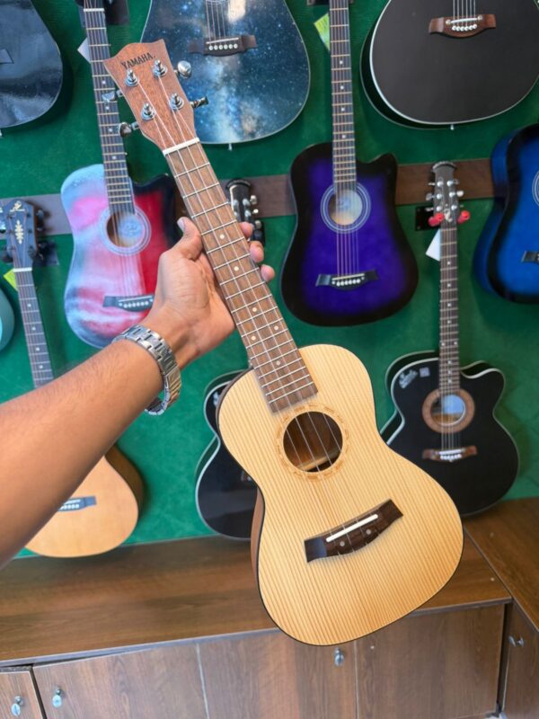 Yamaha 26 Inch ukulele